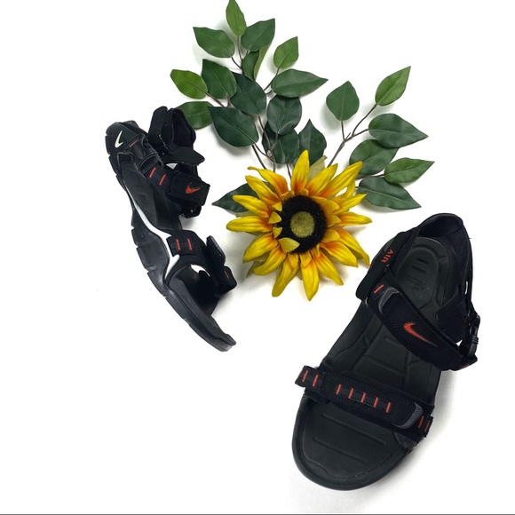 nike straprunner sandals